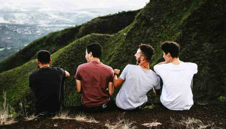 كيف تصنع صداقات جديدة؟