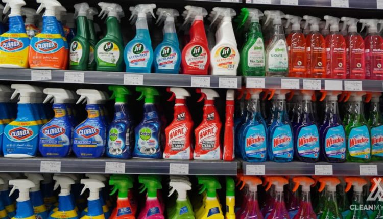 مستلزمات التنظيف الأساسية لكل أسرة