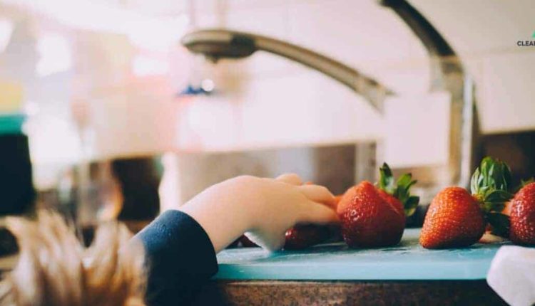 نظف منزلك بـ 3 منتجات طبيعية فقط