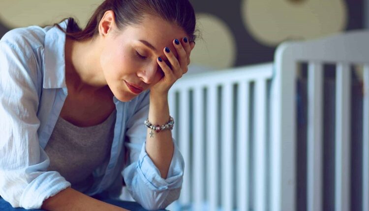 اكتئاب ما بعد الولادة... تعرف على أهم أعراضه وطرق علاجه