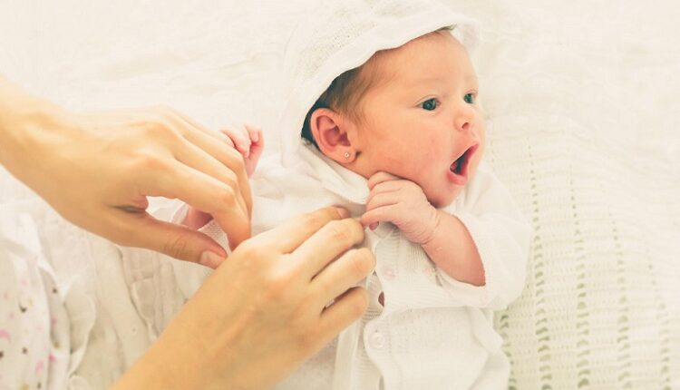 أكياس أجار لعلاج اليرقان عند الأطفال حديثي الولادة وفعاليتها