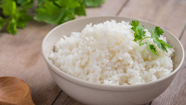 هل الأرز مسموح به في الكيتو؟ ما هي أهم البدائل والأنواع منخفضة الكربوهيدرات؟